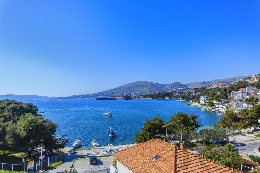 Three Bedroom Apartment With Amazing Sea View Trogir Exterior photo